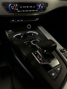 Audi A5 Sportback 40 TFSI S-line Pano Sfeer Black Optic NAP
