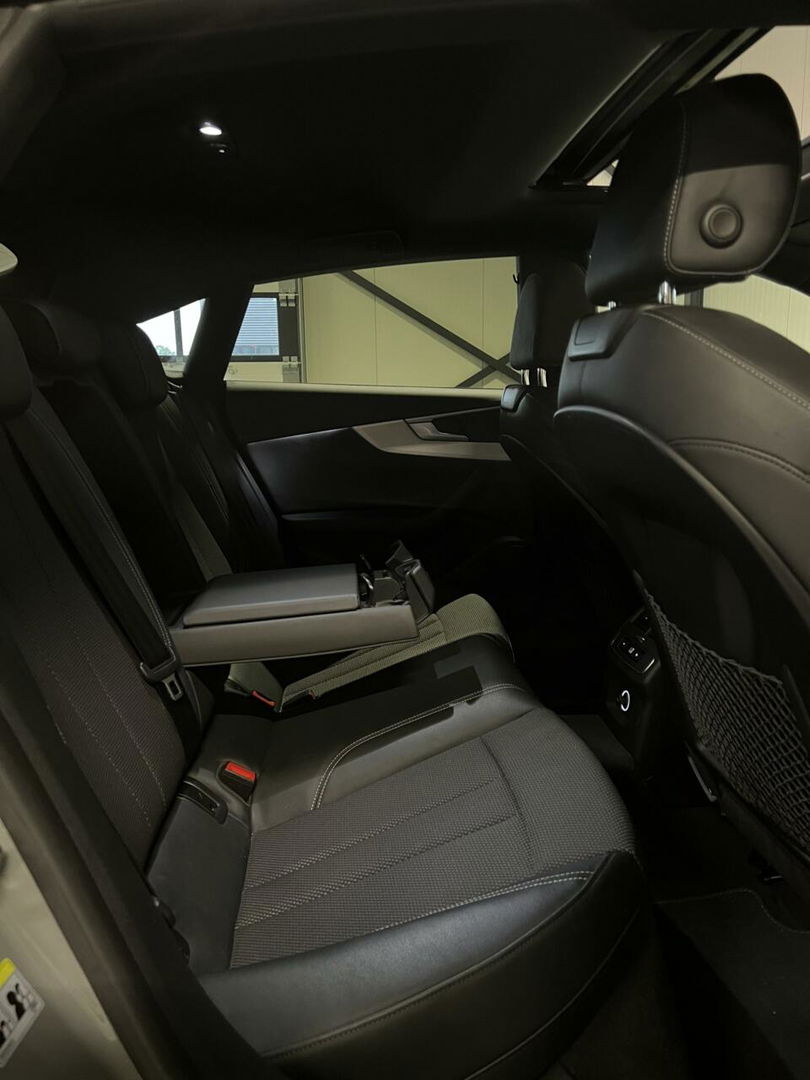 Audi A5 Sportback 40 TFSI S-line Pano Sfeer Black Optic NAP