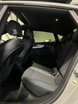Audi A5 Sportback 40 TFSI S-line Pano Sfeer Black Optic NAP