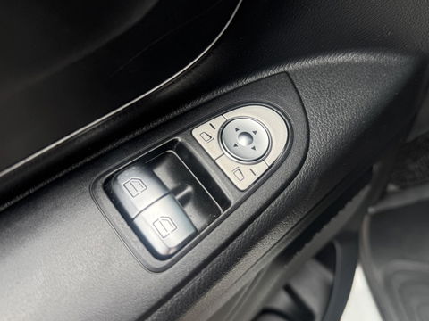 Mercedes-Benz Vito 114 CDI Lang DC Comfort DUBBEL CABINE / NAVI / CAMERA / APPLE CARPLAY / TREKHAAK