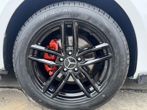 Mercedes-Benz Vito 114 CDI Lang DC Comfort DUBBEL CABINE / NAVI / CAMERA / APPLE CARPLAY / TREKHAAK