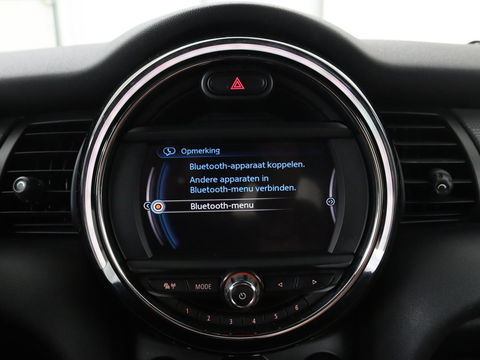 MINI Cabrio 1.2 One Pepper Business | Origineel NL | Leder | Navigatie | Bluetooth | Cruise control | Climate control | Parkeerhulp