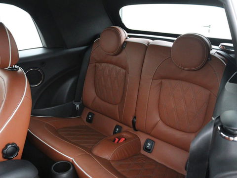 MINI Cabrio 1.2 One Pepper Business | Origineel NL | Leder | Navigatie | Bluetooth | Cruise control | Climate control | Parkeerhulp