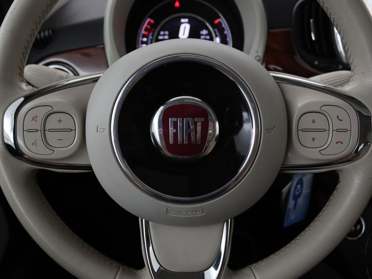 Fiat 500 0.9 TwinAir Turbo Riva | Panoramadak | Leder | Climate control | Navigatie | Cruise control | Parkeerhulp | NR. 002/100