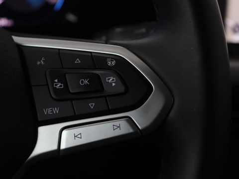 Volkswagen Golf 1.0 TSI Life | Stoel & stuurverwarming | Carplay | Adaptive cruise | Navigatie | Sfeerverlichting | Full LED | Parkeerhulp | Getint glas