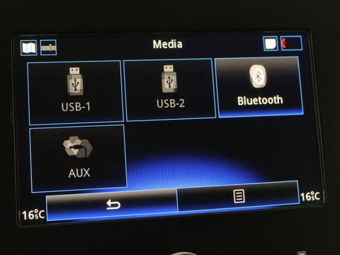 Renault Mégane 1.2 TCe Zen | Trekhaak | Navigatie | Climate control | Cruise control | Bluetooth | Parkeerhulp | Getint glas | DAB | LED