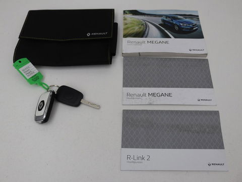 Renault Mégane 1.2 TCe Zen | Trekhaak | Navigatie | Climate control | Cruise control | Bluetooth | Parkeerhulp | Getint glas | DAB | LED