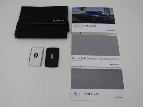 Renault Mégane 1.3 TCe Business Zen | Automaat | Carplay | Camera | Full LED | Navigatie | Cruise control | Parkeerhulp | Climate control
