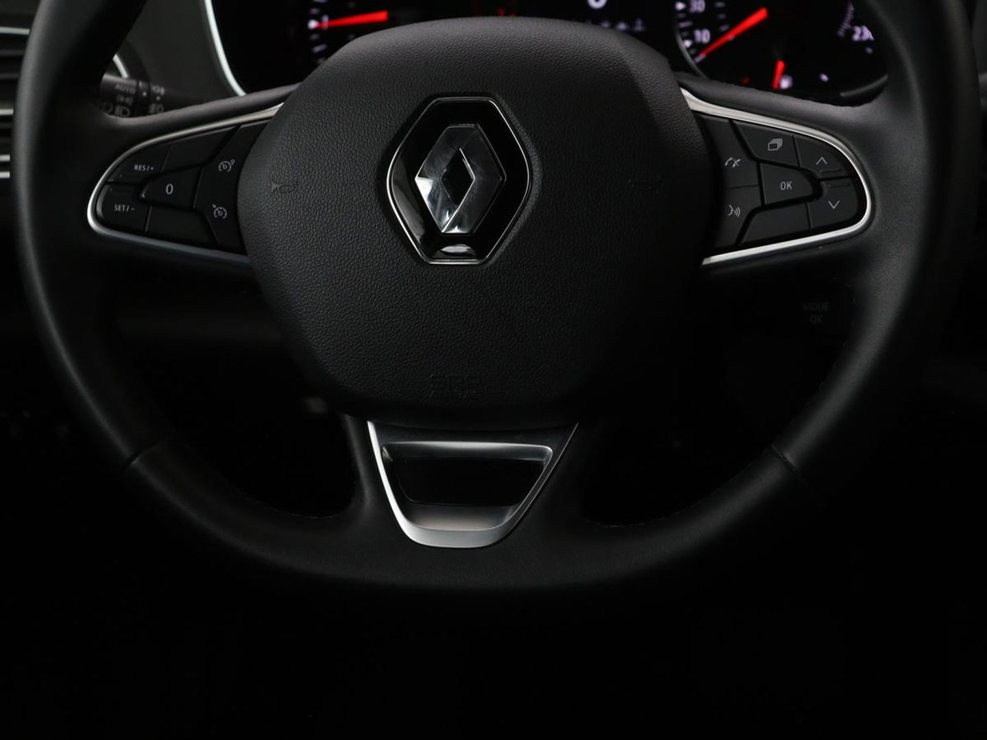 Renault Mégane 1.3 TCe Business Zen | Automaat | Carplay | Camera | Full LED | Navigatie | Cruise control | Parkeerhulp | Climate control