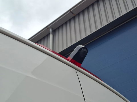 Volkswagen Crafter 35 2.0 TDI L3H3 EL Trendline AIRCO / CRUISE CONTROLE / NAVI / 3 ZITS / APPLE CARPLAY