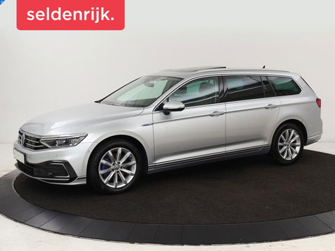 Volkswagen Passat 1.4 TSI PHEV GTE | Panoramadak | Leder | Stoelverwarming | Trekhaak | Camera | Park Assist | Adaptive cruise | Side Assist | Matrix LED | Carplay | Navigatie