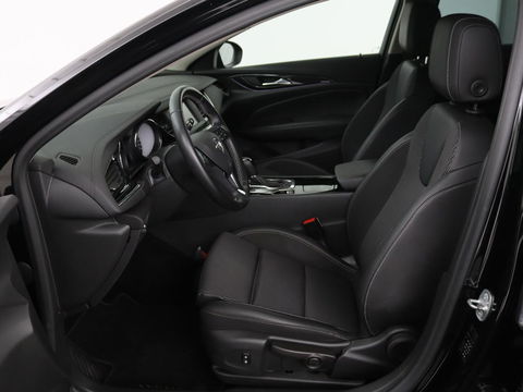 Opel Insignia 1.5 Turbo Executive | Automaat | Carplay | Climate control | Navigatie | Bluetooth | Cruise control | Parkeerhulp