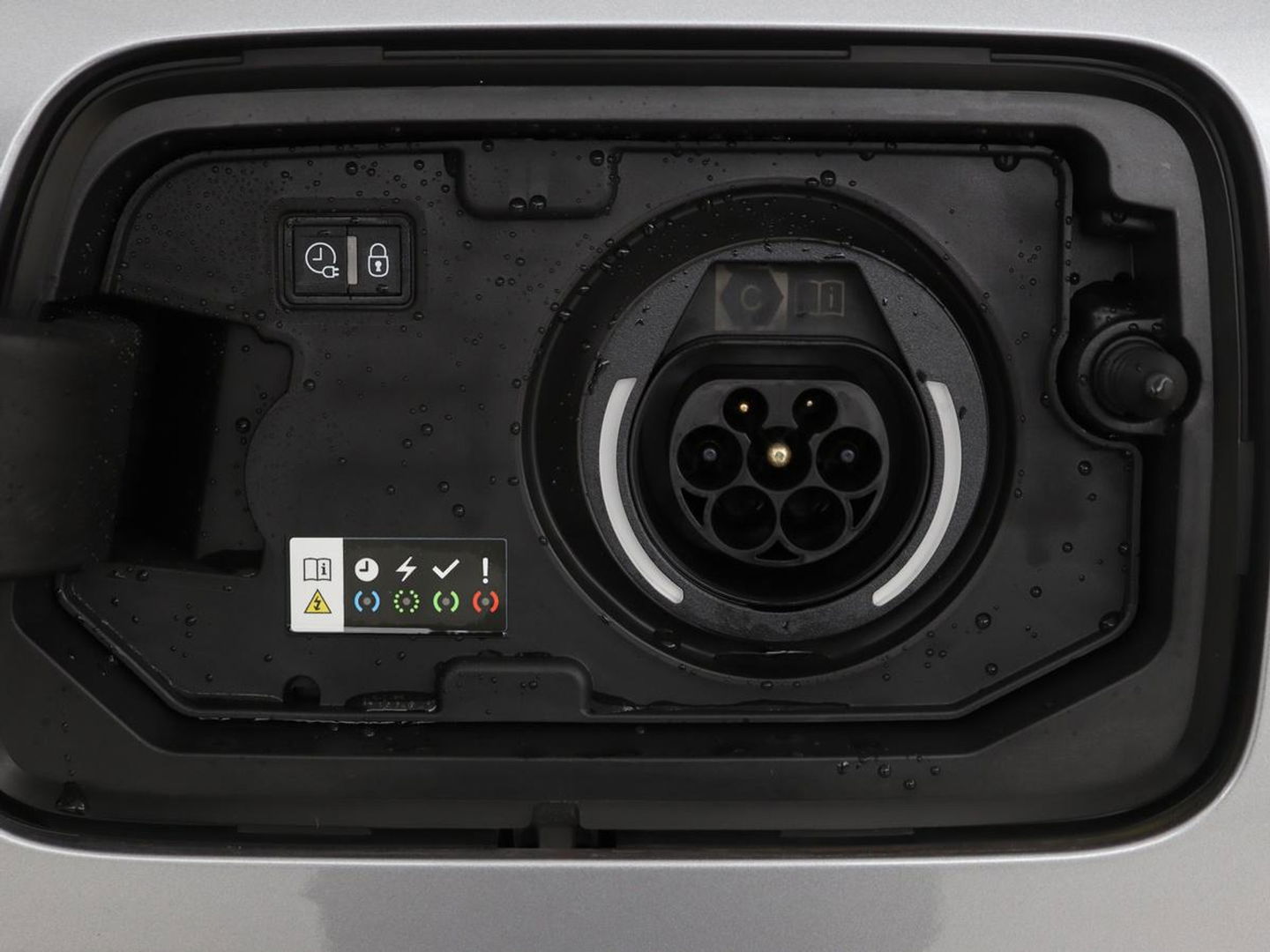 Citroën C5 Aircross 1.6 Plug-in Hybrid Feel | Camera | Carplay | Full LED | Navigatie | Keyless | Cruise control | Parkeerhulp | Climate control