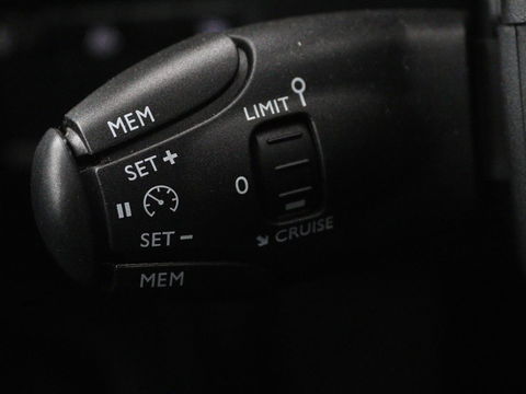 Citroën C5 Aircross 1.6 Plug-in Hybrid Feel | Camera | Carplay | Full LED | Navigatie | Keyless | Cruise control | Parkeerhulp | Climate control