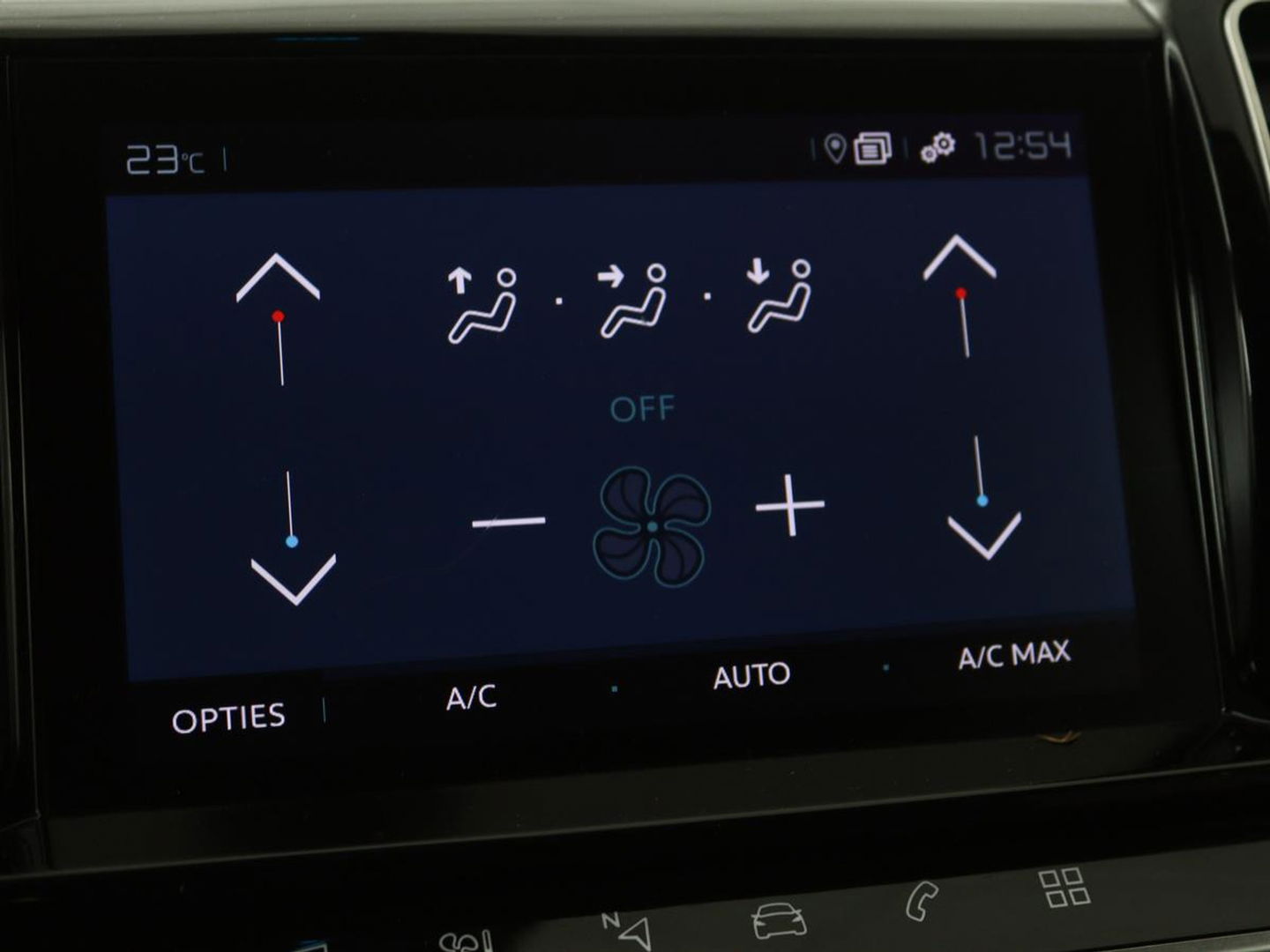 Citroën C5 Aircross 1.6 Plug-in Hybrid Feel | Camera | Carplay | Full LED | Navigatie | Keyless | Cruise control | Parkeerhulp | Climate control