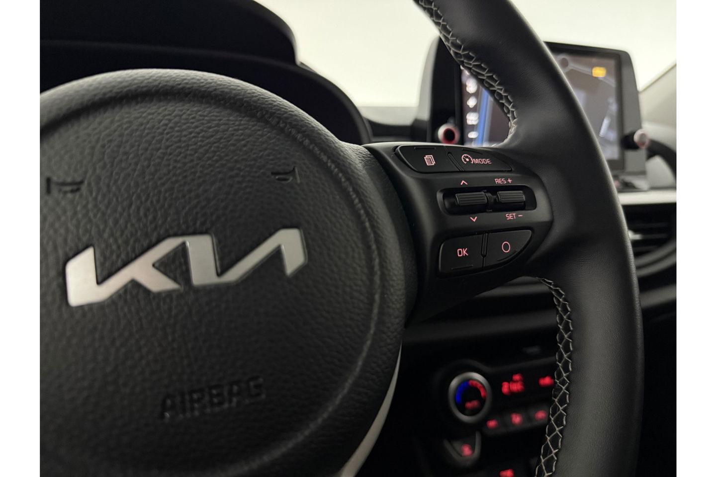 Kia Picanto 1.0 DPi DynamicPlusLine Camera Carplay LED Cruise Navigatie Parkeersensoren 15"LMV