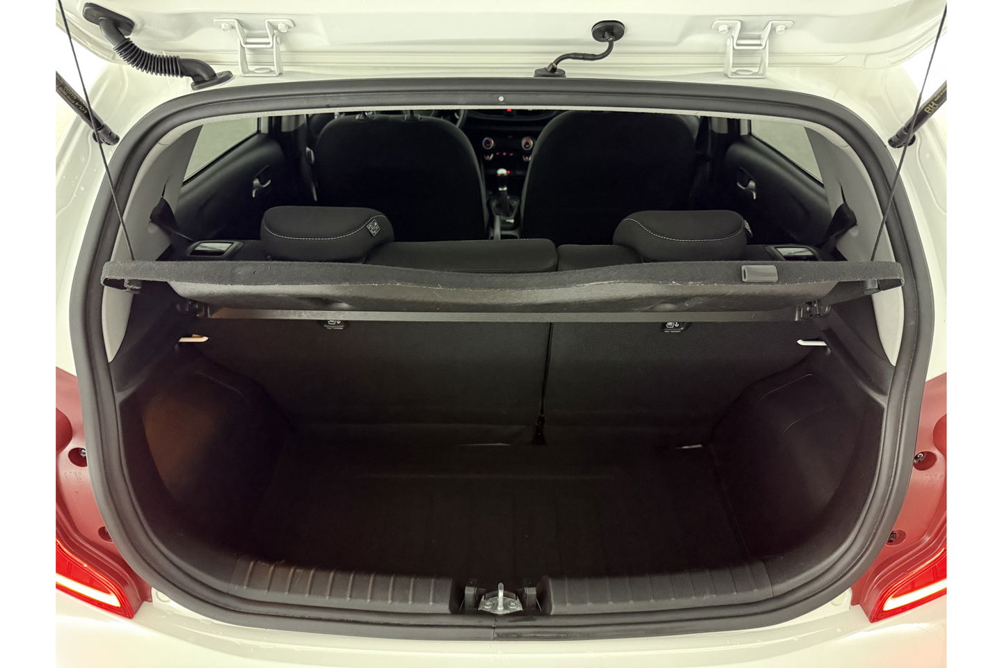 Kia Picanto 1.0 DPi DynamicPlusLine Camera Carplay LED Cruise Navigatie Parkeersensoren 15"LMV