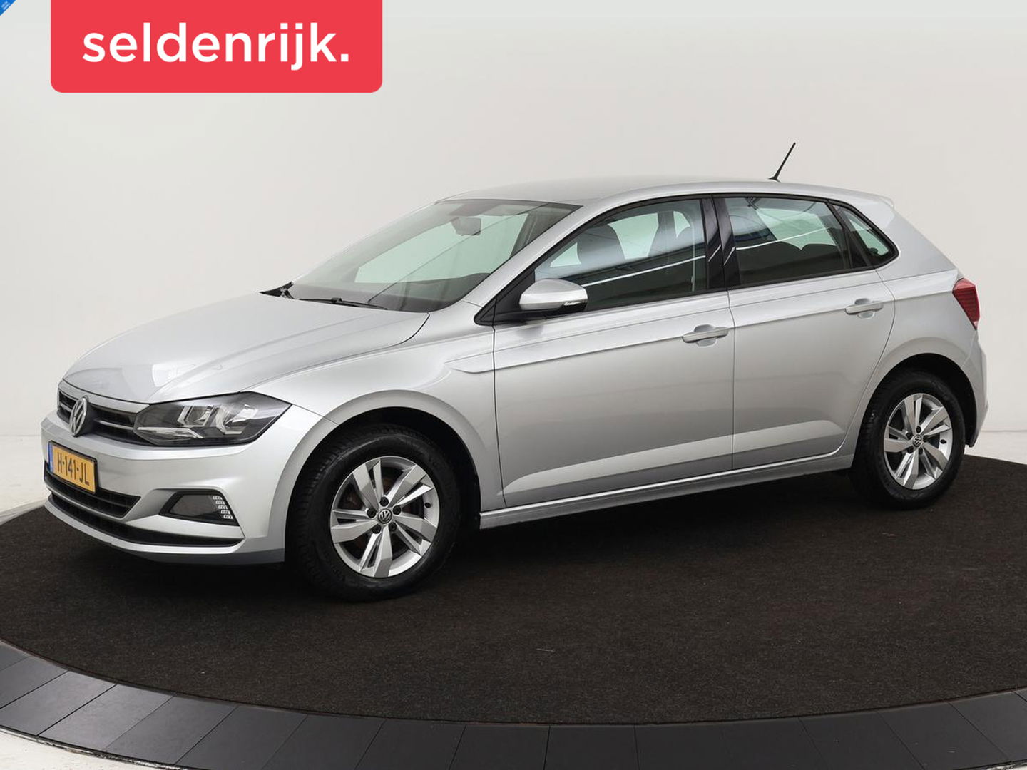 Volkswagen Polo 1.0 TSI Comfortline | Carplay | Cruise control | Airco | Bluetooth | LED | Lichtmetalen velgen