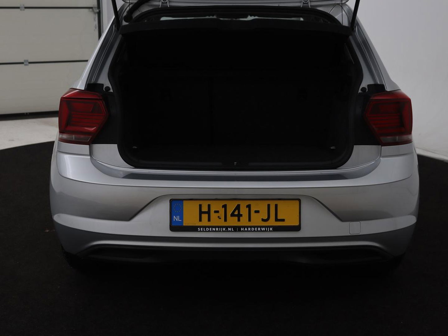 Volkswagen Polo 1.0 TSI Comfortline | Carplay | Cruise control | Airco | Bluetooth | LED | Lichtmetalen velgen