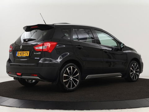Suzuki S-Cross 1.4 Boosterjet Stijl Smart Hybrid | Panoramadak | Leder | Trekhaak | Stoelverwarming | Adaptive cruise | Full LED