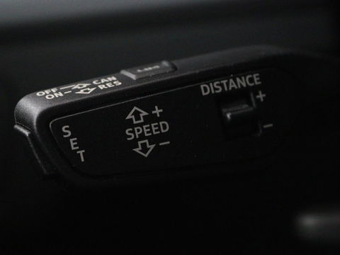 Audi Q5 50 TFSI e quattro S edition | Stoelverwarming | Adaptive cruise | Camera | Navigatie | Full LED | Virtual Cockpit | Climate control | Parkeerhulp