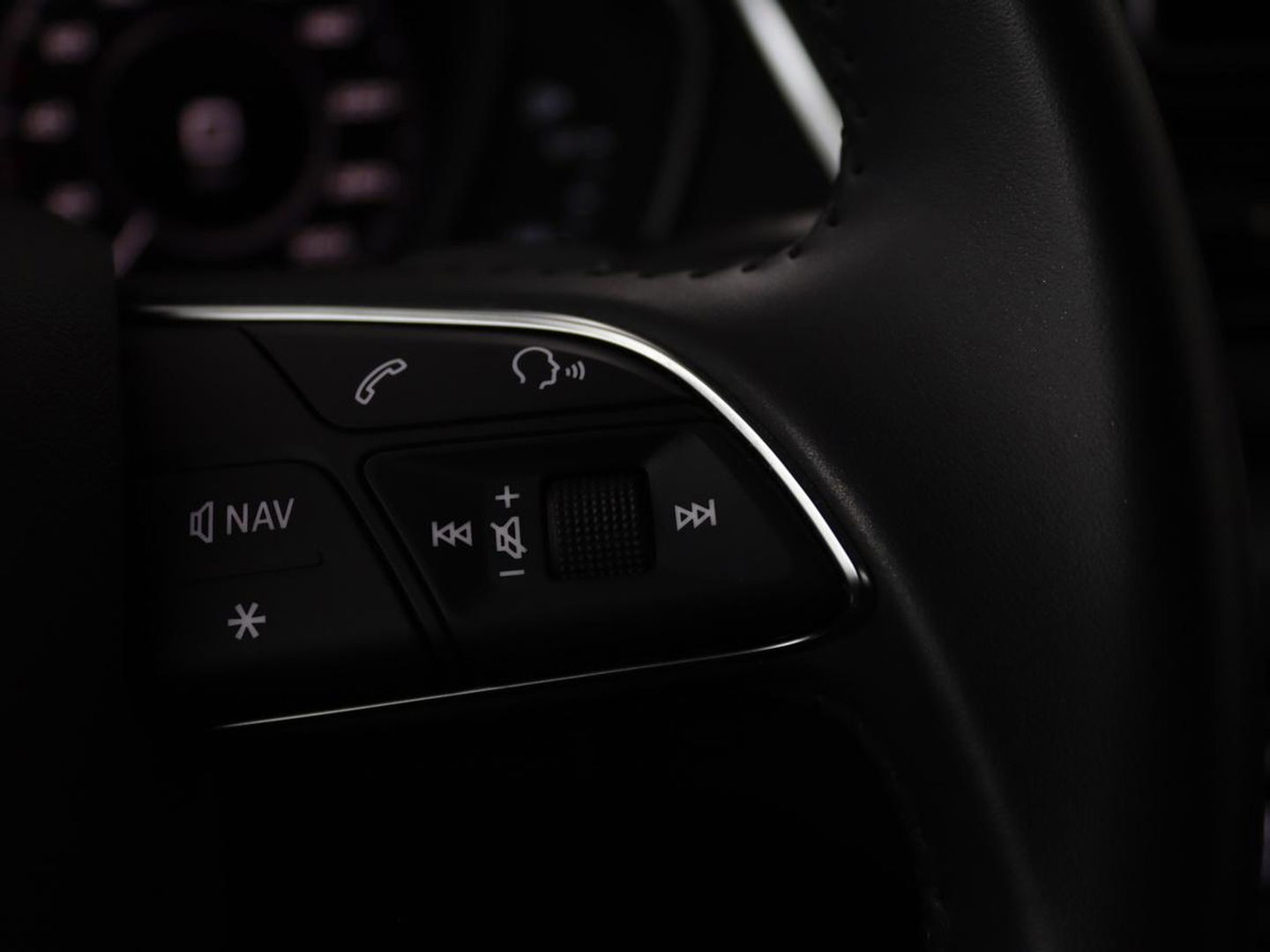 Audi Q5 50 TFSI e quattro S edition | Stoelverwarming | Adaptive cruise | Camera | Navigatie | Full LED | Virtual Cockpit | Climate control | Parkeerhulp