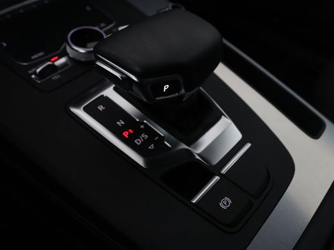 Audi Q5 50 TFSI e quattro S edition | Stoelverwarming | Adaptive cruise | Camera | Navigatie | Full LED | Virtual Cockpit | Climate control | Parkeerhulp