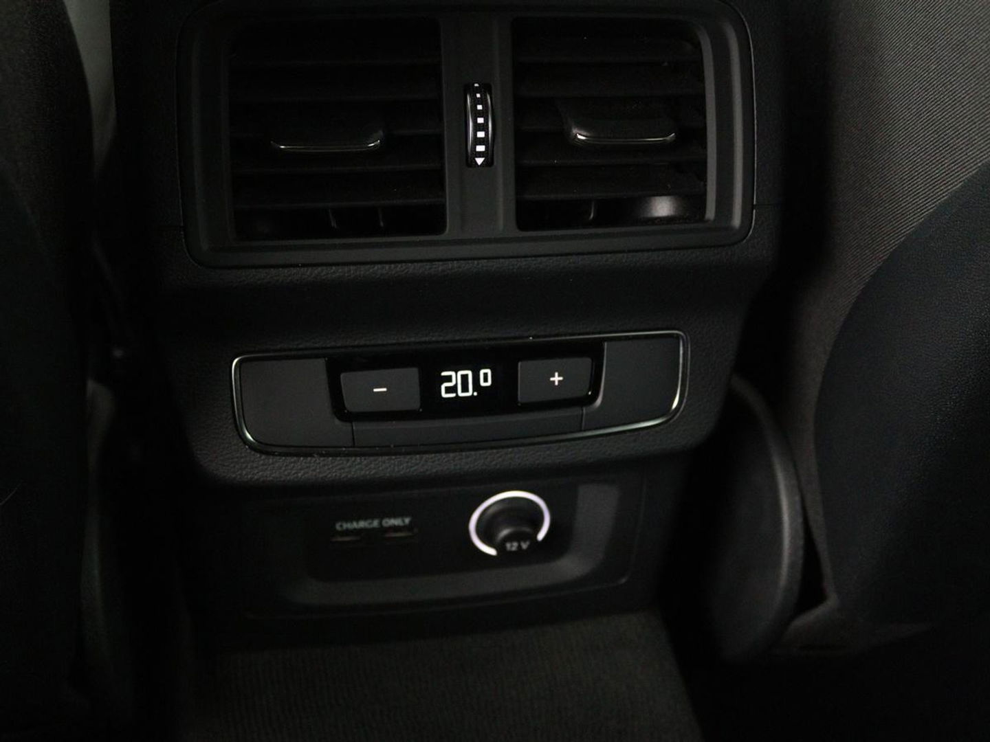 Audi Q5 50 TFSI e quattro S edition | Stoelverwarming | Adaptive cruise | Camera | Navigatie | Full LED | Virtual Cockpit | Climate control | Parkeerhulp