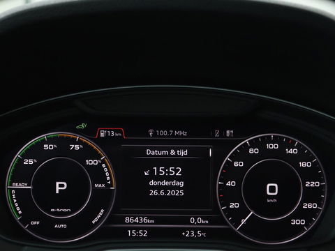 Audi Q5 50 TFSI e quattro S edition | Stoelverwarming | Adaptive cruise | Camera | Navigatie | Full LED | Virtual Cockpit | Climate control | Parkeerhulp