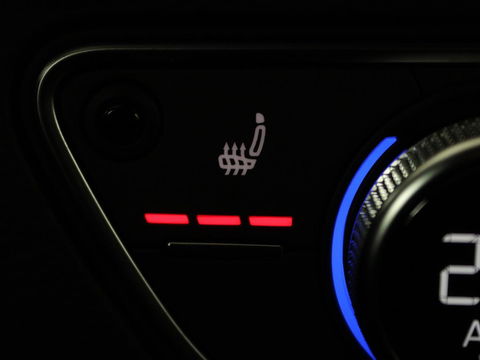 Audi Q5 50 TFSI e quattro S edition | Stoelverwarming | Adaptive cruise | Camera | Navigatie | Full LED | Virtual Cockpit | Climate control | Parkeerhulp