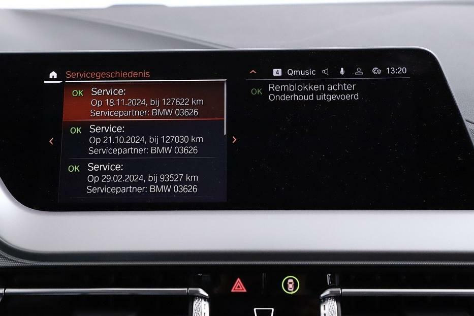 BMW 1 Serie 118i Sport Black Edition Navi Cruise CarPlay NAP