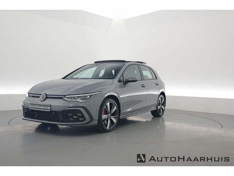 Volkswagen Golf 1.4 eHybrid GTE | HUD | Pano | IQ. Light | 18'' | Stoel- Stuurverw. | Apple CarPlay