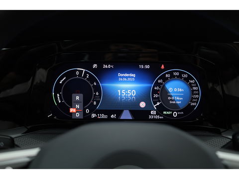 Volkswagen Golf 1.4 eHybrid GTE | HUD | Pano | IQ. Light | 18'' | Stoel- Stuurverw. | Apple CarPlay