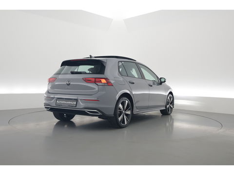 Volkswagen Golf 1.4 eHybrid GTE | HUD | Pano | IQ. Light | 18'' | Stoel- Stuurverw. | Apple CarPlay