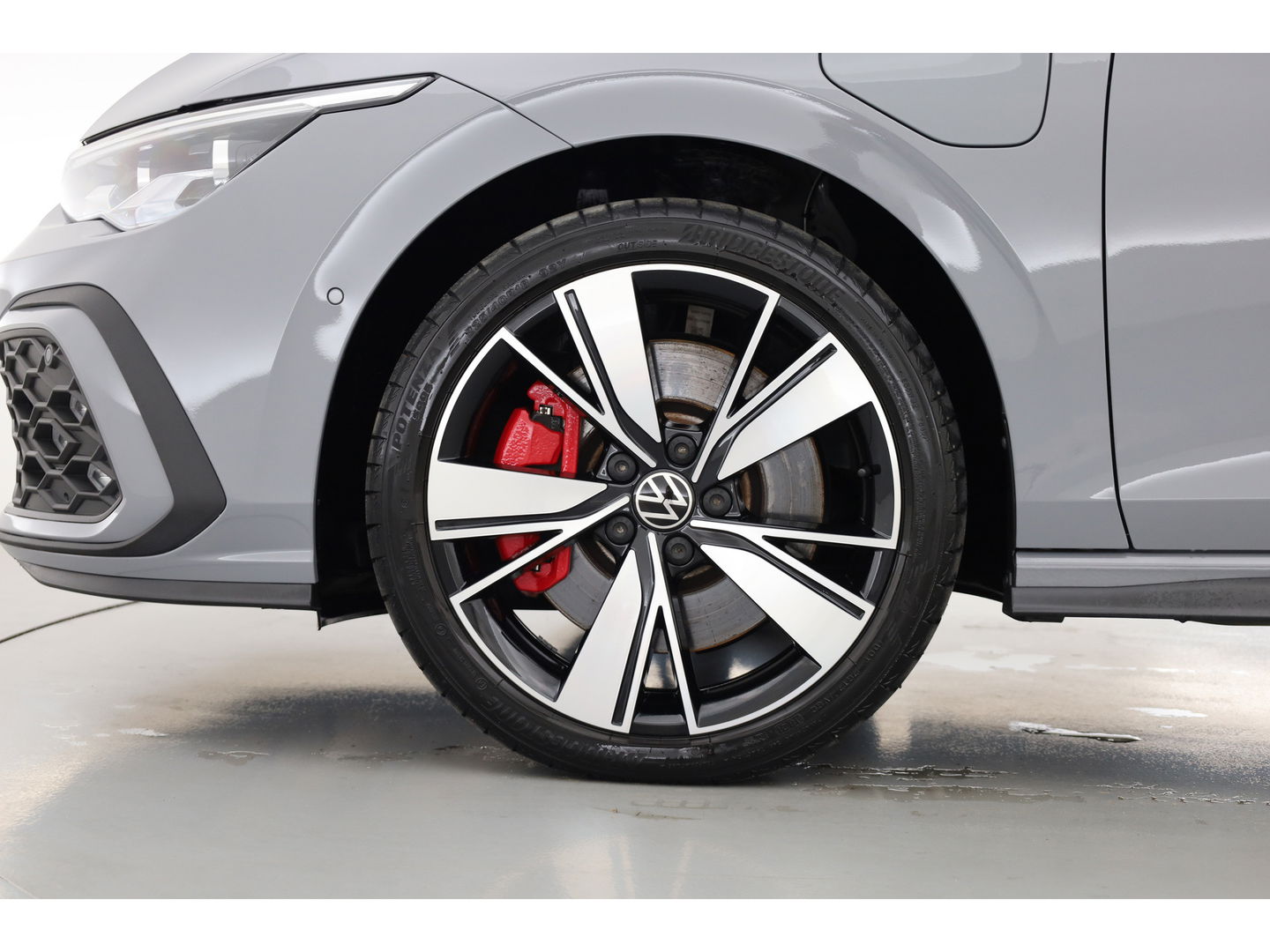 Volkswagen Golf 1.4 eHybrid GTE | HUD | Pano | IQ. Light | 18'' | Stoel- Stuurverw. | Apple CarPlay