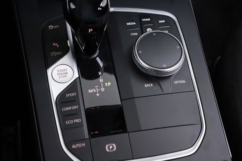 BMW 1 Serie 118i Sport Black Edition Navi Cruise CarPlay NAP