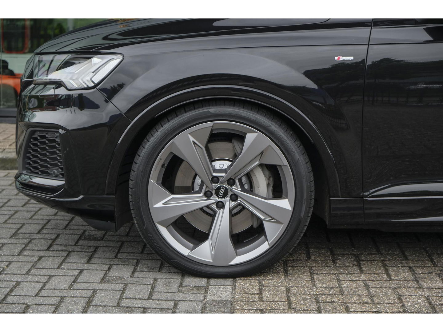 Audi Q7 55 TFSIe 380pk Quattro Panoramadak Luchtvering RS-Leder ACC BlackOptic VirtualCockpit Navi-High Matrix Keyless Camera 22''