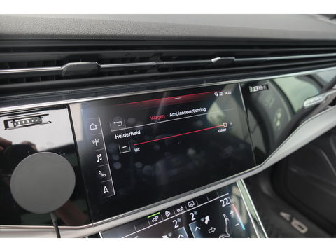 Audi Q7 55 TFSIe 380pk Quattro Panoramadak Luchtvering RS-Leder ACC BlackOptic VirtualCockpit Navi-High Matrix Keyless Camera 22''