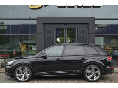 Audi Q7 55 TFSIe 380pk Quattro Panoramadak Luchtvering RS-Leder ACC BlackOptic VirtualCockpit Navi-High Matrix Keyless Camera 22''