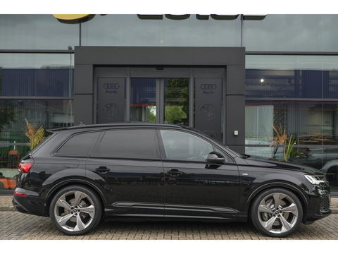 Audi Q7 55 TFSIe 380pk Quattro Panoramadak Luchtvering RS-Leder ACC BlackOptic VirtualCockpit Navi-High Matrix Keyless Camera 22''