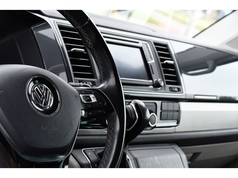 Volkswagen Transporter 2.0 TDI L2H1 DC Highline Adaptieve Cruise, LED, Carplay, NAVI, 204pk, Automaat, Uniek!