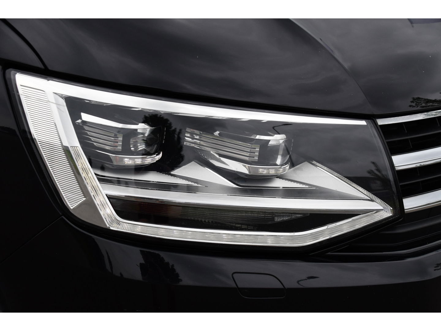 Volkswagen Transporter 2.0 TDI L2H1 DC Highline Adaptieve Cruise, LED, Carplay, NAVI, 204pk, Automaat, Uniek!