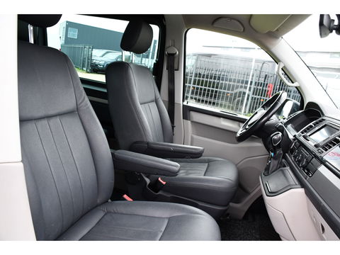 Volkswagen Transporter 2.0 TDI L2H1 DC Highline Adaptieve Cruise, LED, Carplay, NAVI, 204pk, Automaat, Uniek!