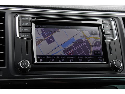 Volkswagen Transporter 2.0 TDI L2H1 DC Highline Adaptieve Cruise, LED, Carplay, NAVI, 204pk, Automaat, Uniek!