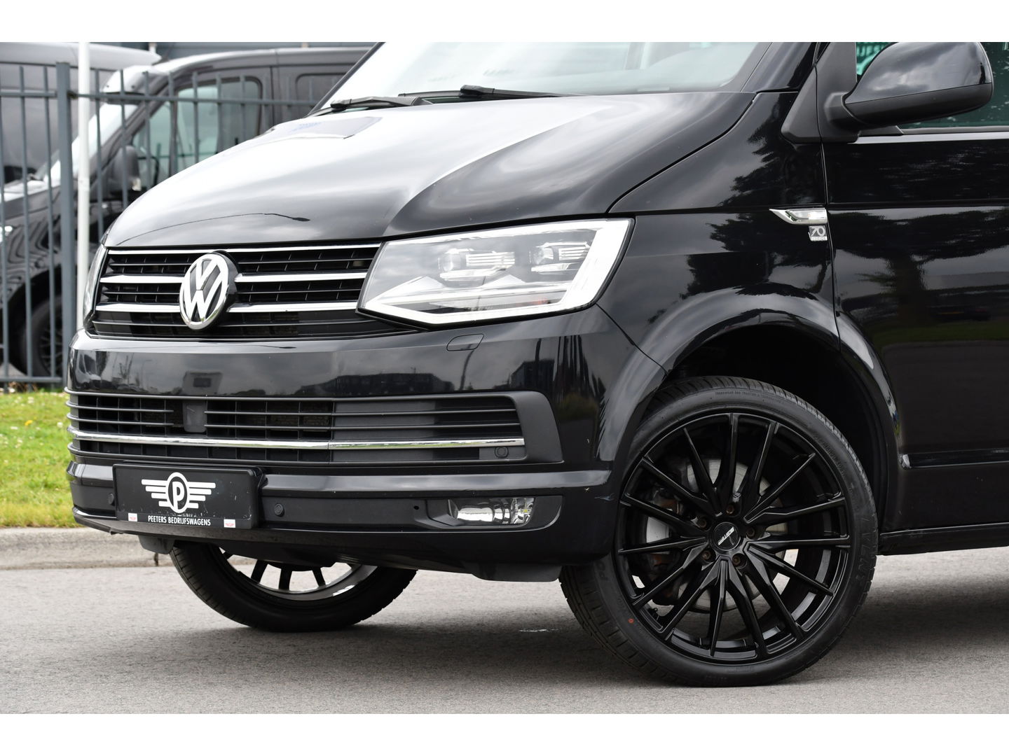 Volkswagen Transporter 2.0 TDI L2H1 DC Highline Adaptieve Cruise, LED, Carplay, NAVI, 204pk, Automaat, Uniek!