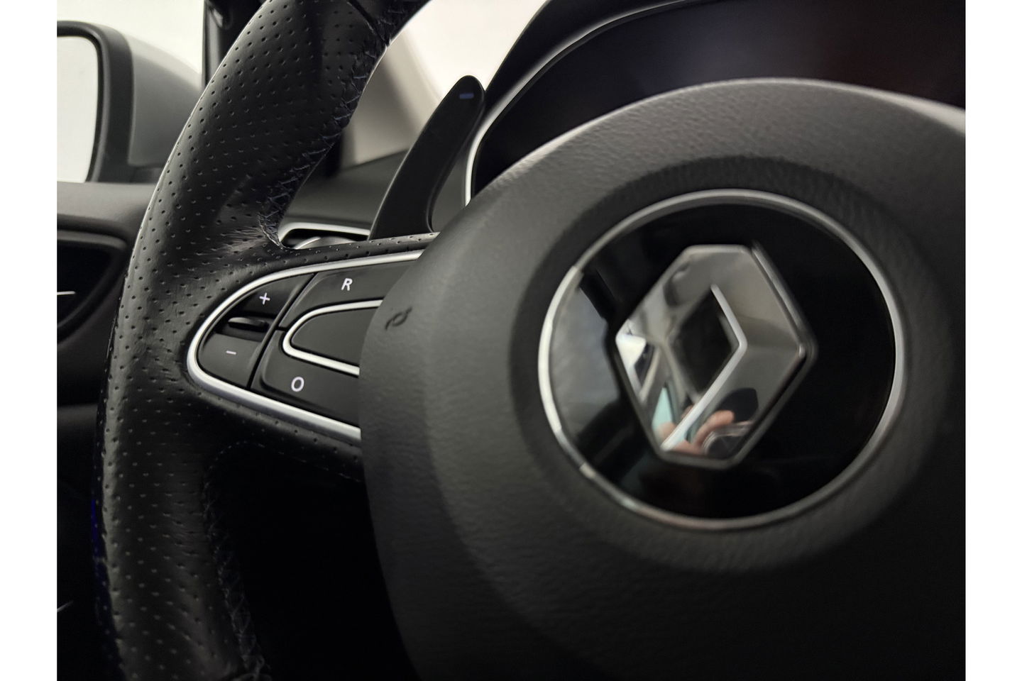 Renault Mégane 1.6 TCe GT Bose 206PK Camera LED Sfeer Carplay Clima Cruise Virtual Navigatie PDC 18"LMV