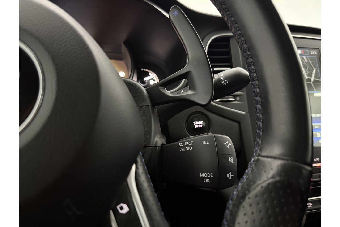 Renault Mégane 1.6 TCe GT Bose 206PK Camera LED Sfeer Carplay Clima Cruise Virtual Navigatie PDC 18"LMV