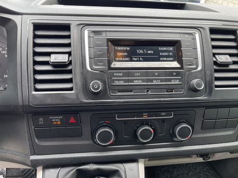 Volkswagen Transporter 2.0 TDI L1H1 Comfortline / vaste prijs rijklaar € 13.950 ex btw / lease vanaf € 235 / airco / cruise / trekhaak 2200 kg / imperial / euro 6 / achterklep