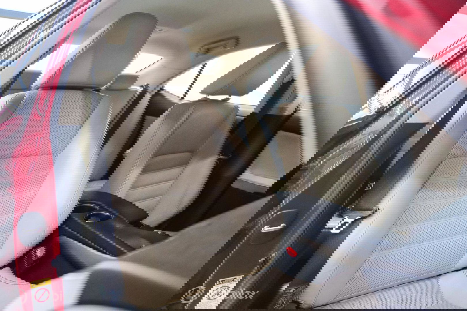 Lexus IS 300h Luxury Line | Dealer OH | Camera | Stoel + stuurwiel verwarming | Clima | LED | rijklaarprijs |