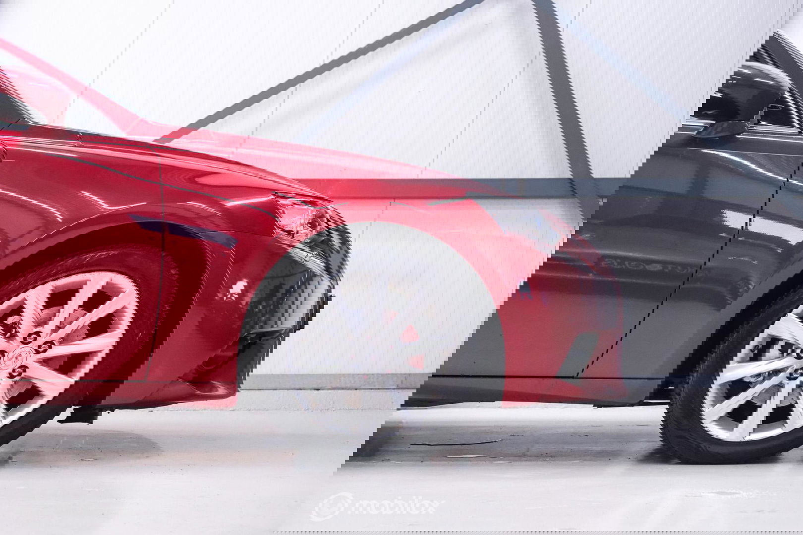 Lexus IS 300h Luxury Line | Dealer OH | Camera | Stoel + stuurwiel verwarming | Clima | LED | rijklaarprijs |